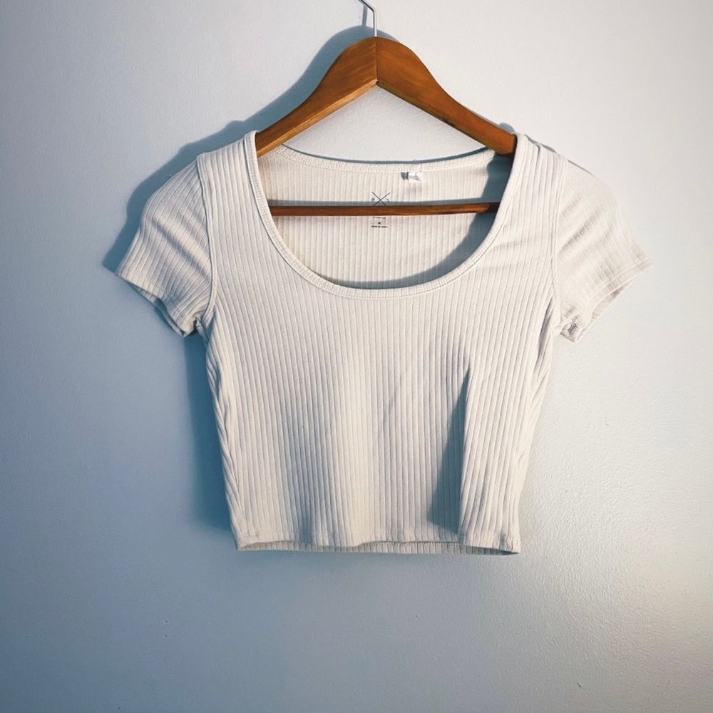 Cream ribbed crop top